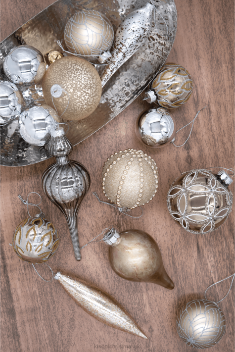 King of Christmas Mixed Metals 15-Piece Glass Ornament Set (Silver-Gold) 82FF117 Accessories