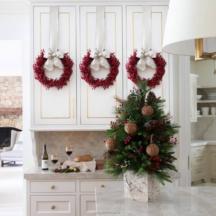 King of Christmas Pine Cone Ornament (4 Pack) 82FF142 Accessories