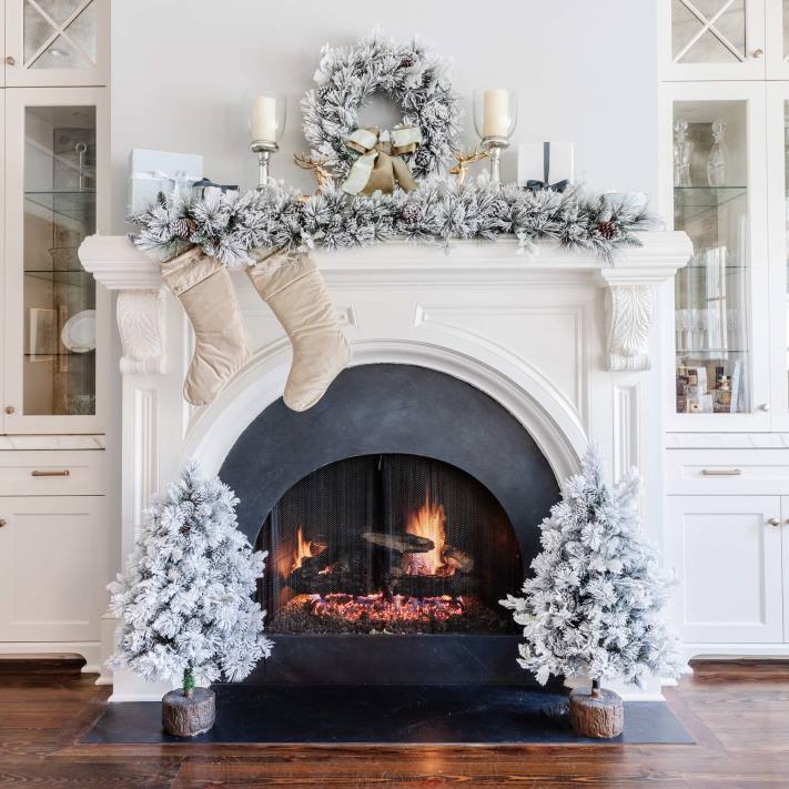 King of Christmas Marquis Flock Collection 4-Piece Set with Warm White LED Lights (Battery Operated) 82FF111 Accessories