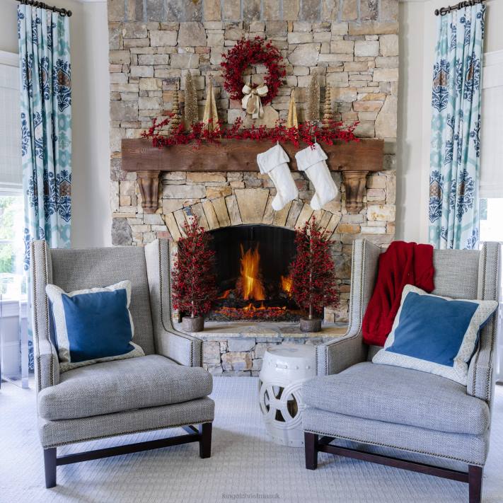 King of Christmas Red Berry Collection 4-Piece Set Unlit 82FF112 Accessories