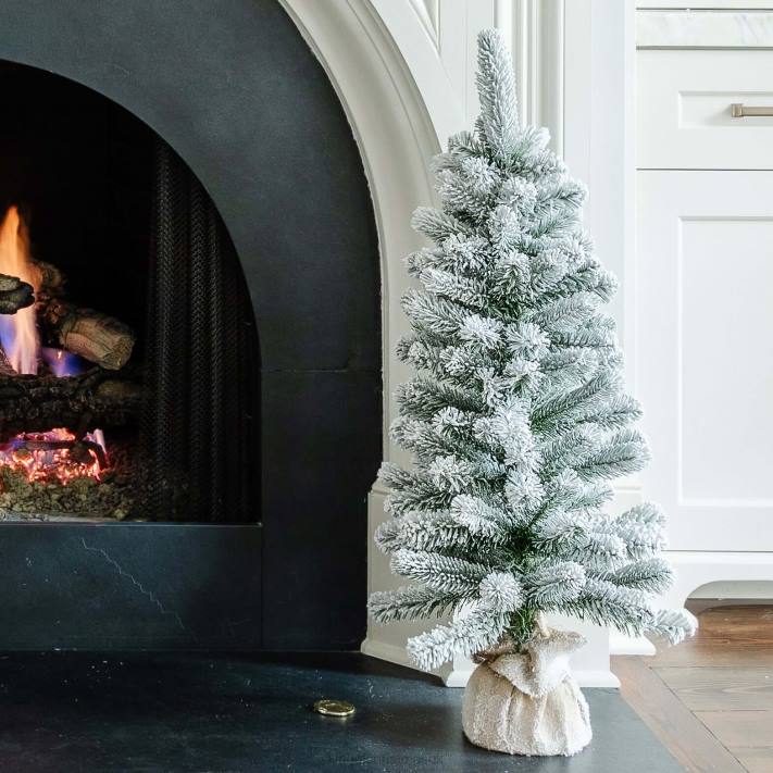 King of Christmas 3' Flock Artificial Christmas Tabletop Tree with 50 Warm White LED Lights 82FF96 Accessories