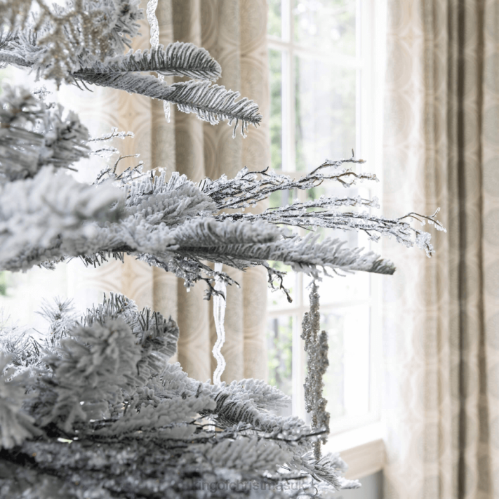 King of Christmas 7' Noble Flock Artificial Christmas Tree Unlit 82FF20 Accessories